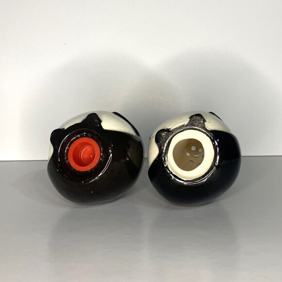 Large Penguin Salt & Pepper Shakers, Vintage, Collectible - Picture 6 of 6